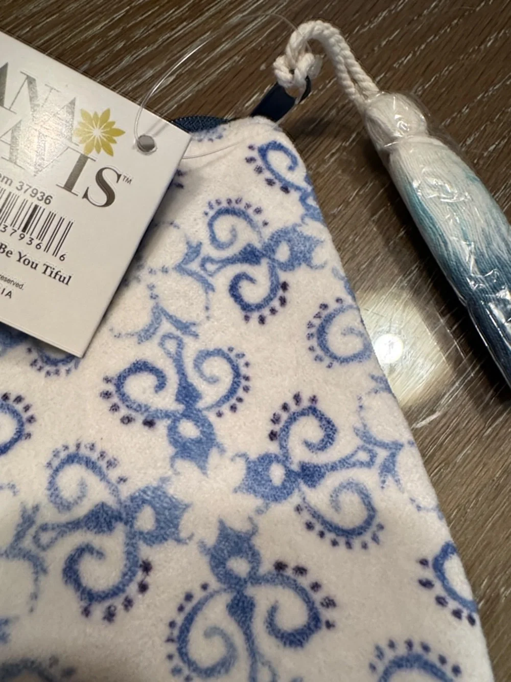 Primitives by Kathy soft zip